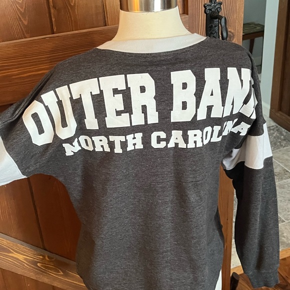Outer Banks North Carolina Sweatshirt Size Small color Gray - Picture 4 of 8